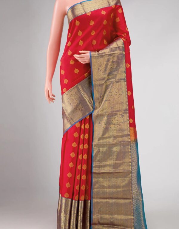 Red Dual Tone Kanchipuram Silk Saree