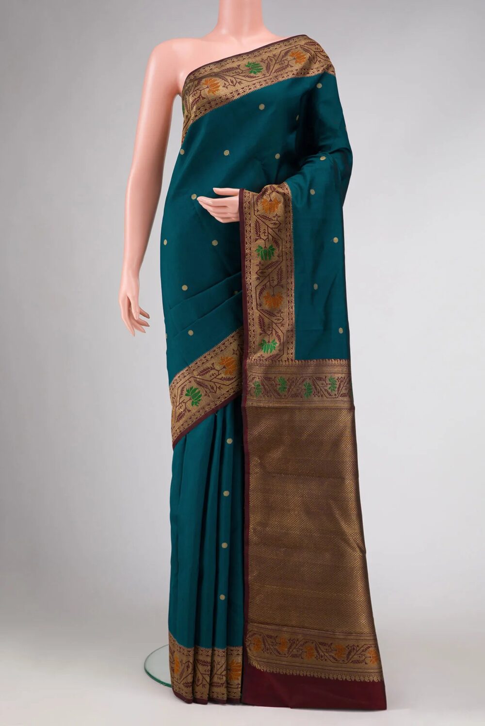 Peacock Blue Dual Tone Kanchipuram Silk Saree - Image 3