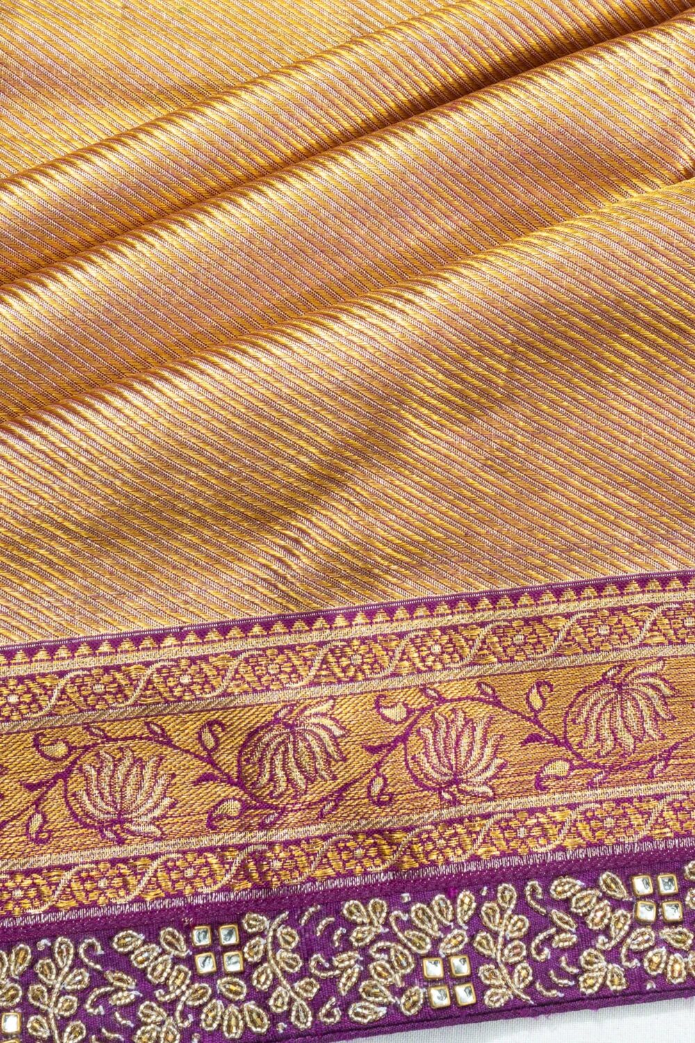 Kanchipuram Silk Tissue Diagonal Lines Gold Saree With Zardosi Work Border - Image 4