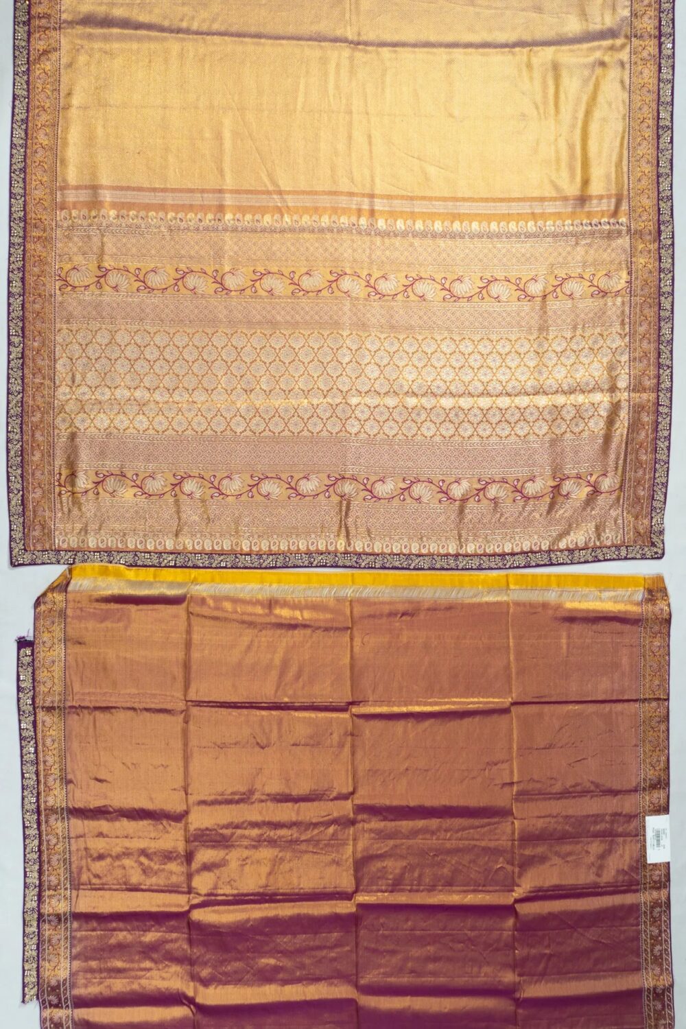 Kanchipuram Silk Tissue Diagonal Lines Gold Saree With Zardosi Work Border - Image 2