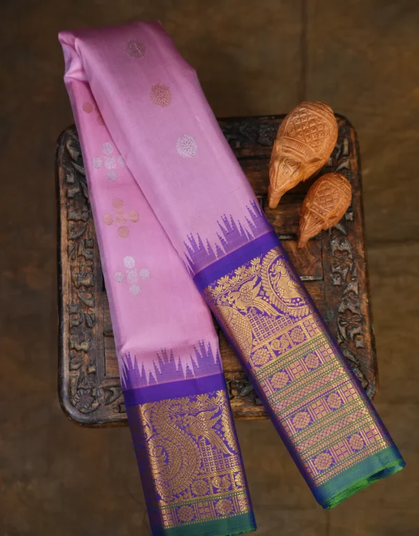 EXCLUSIVE GADWAL PURE SILK HANDLOOM SAREE